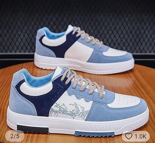 SPORT SHOES